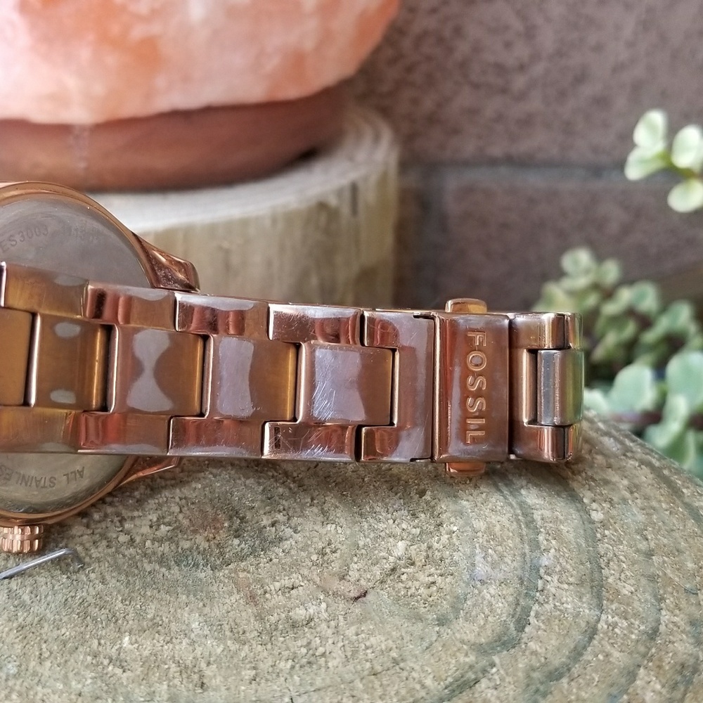 FOSSIL watch! ⌚ - Picture 2 of 3